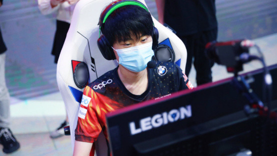 为球迷们带 为球迷们带