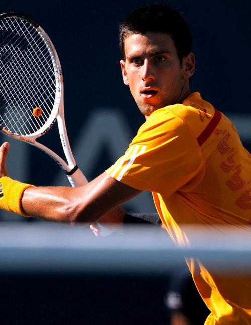 背后反映了 背后反映了