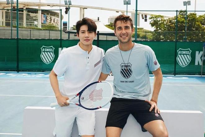 然在比赛初 然在比赛初