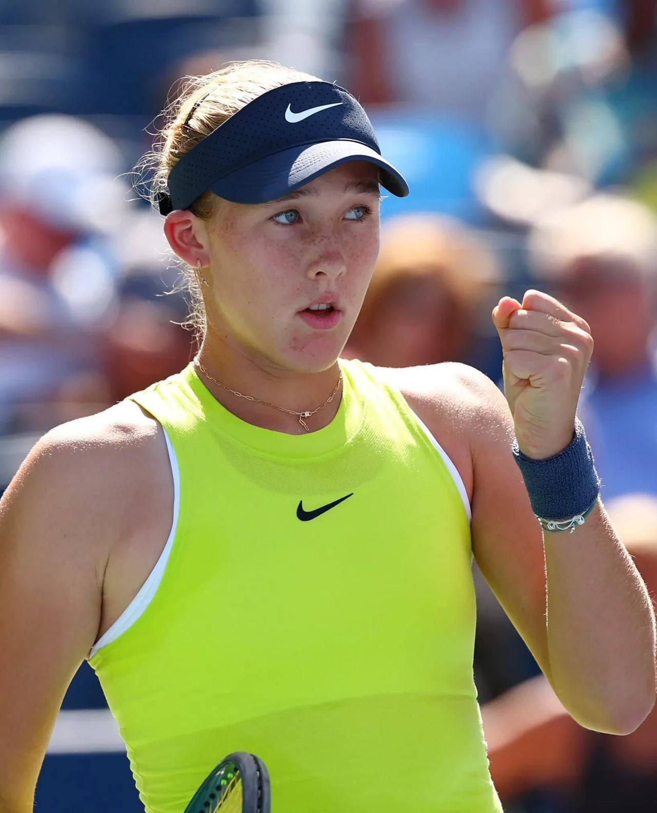 彩纷呈的对 彩纷呈的对