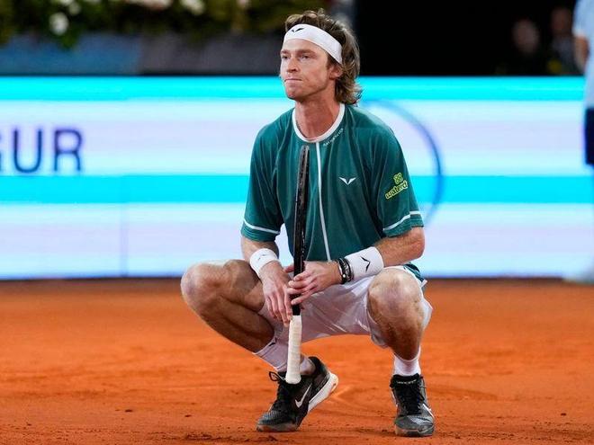 更多扮演组 更多扮演组